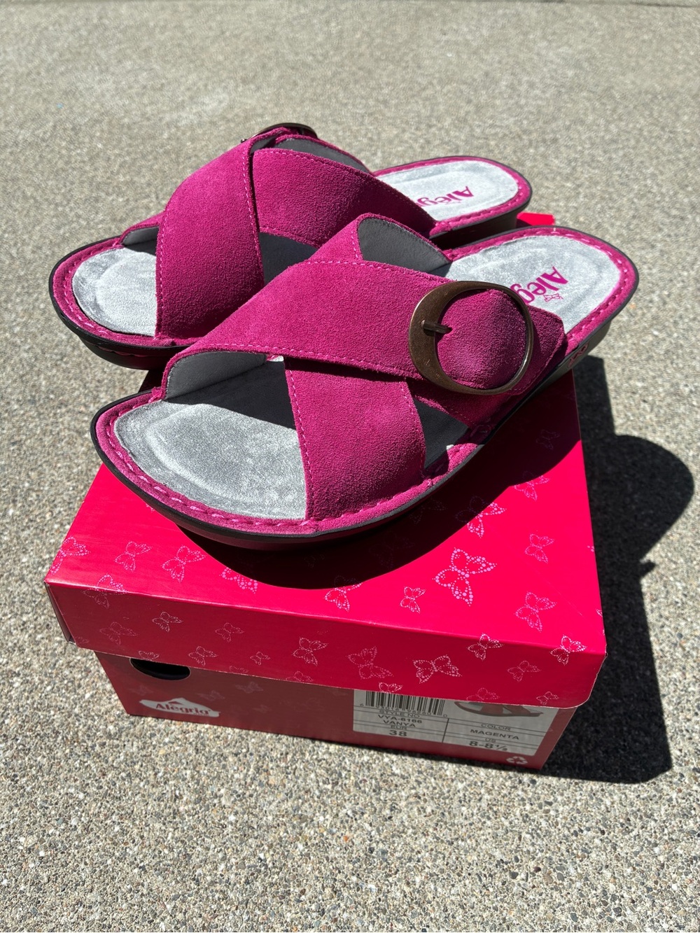 Alegria Women's Sandals in Fuchsia Pink Suede